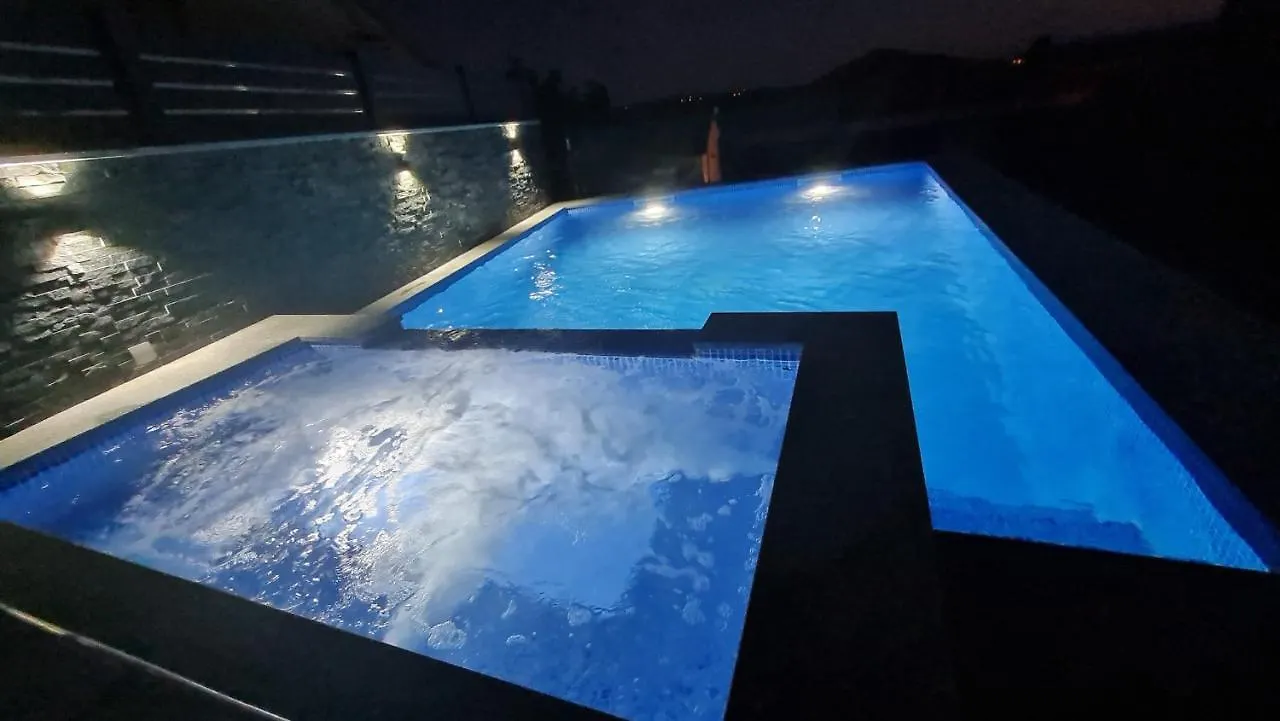 Apartments Blazevic, Heated Pool&Jacuzzi Dramalj