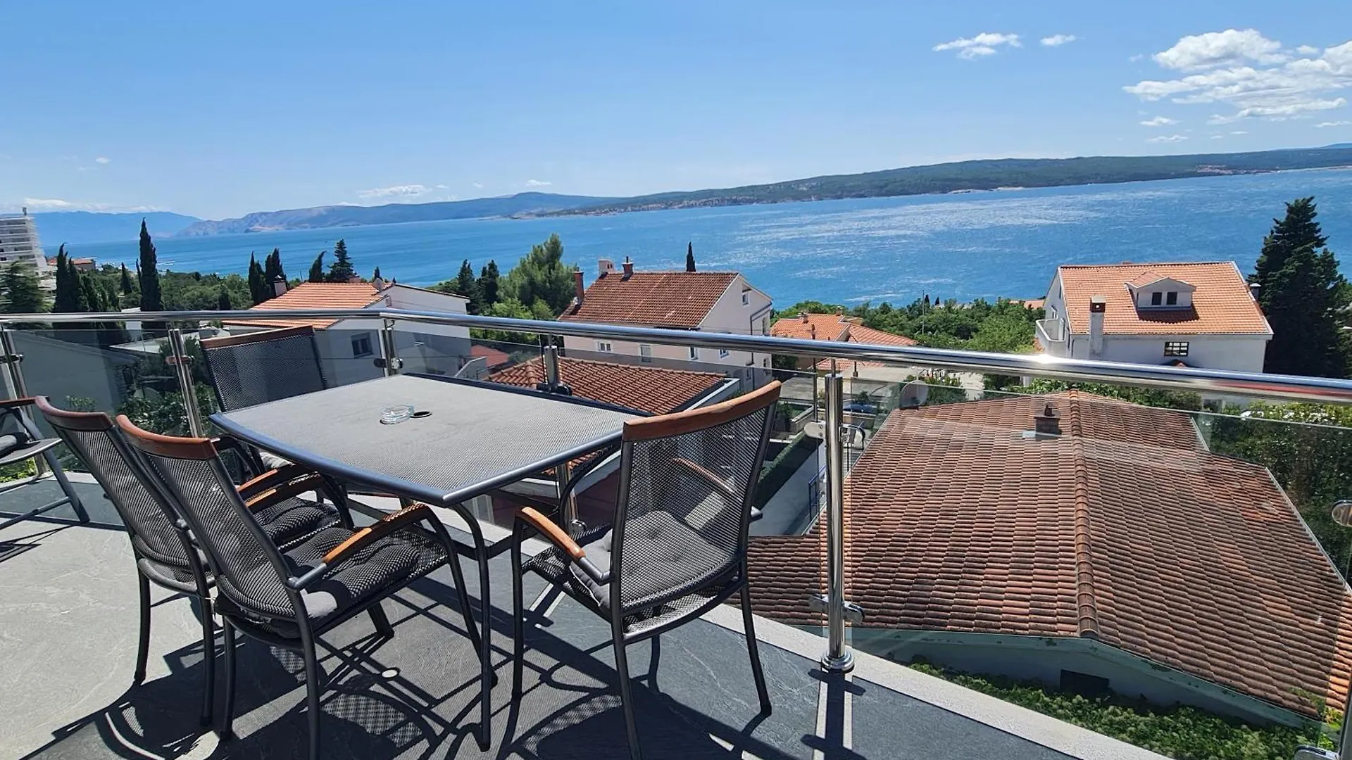Apartments Blazevic, Heated Pool&Jacuzzi Dramalj