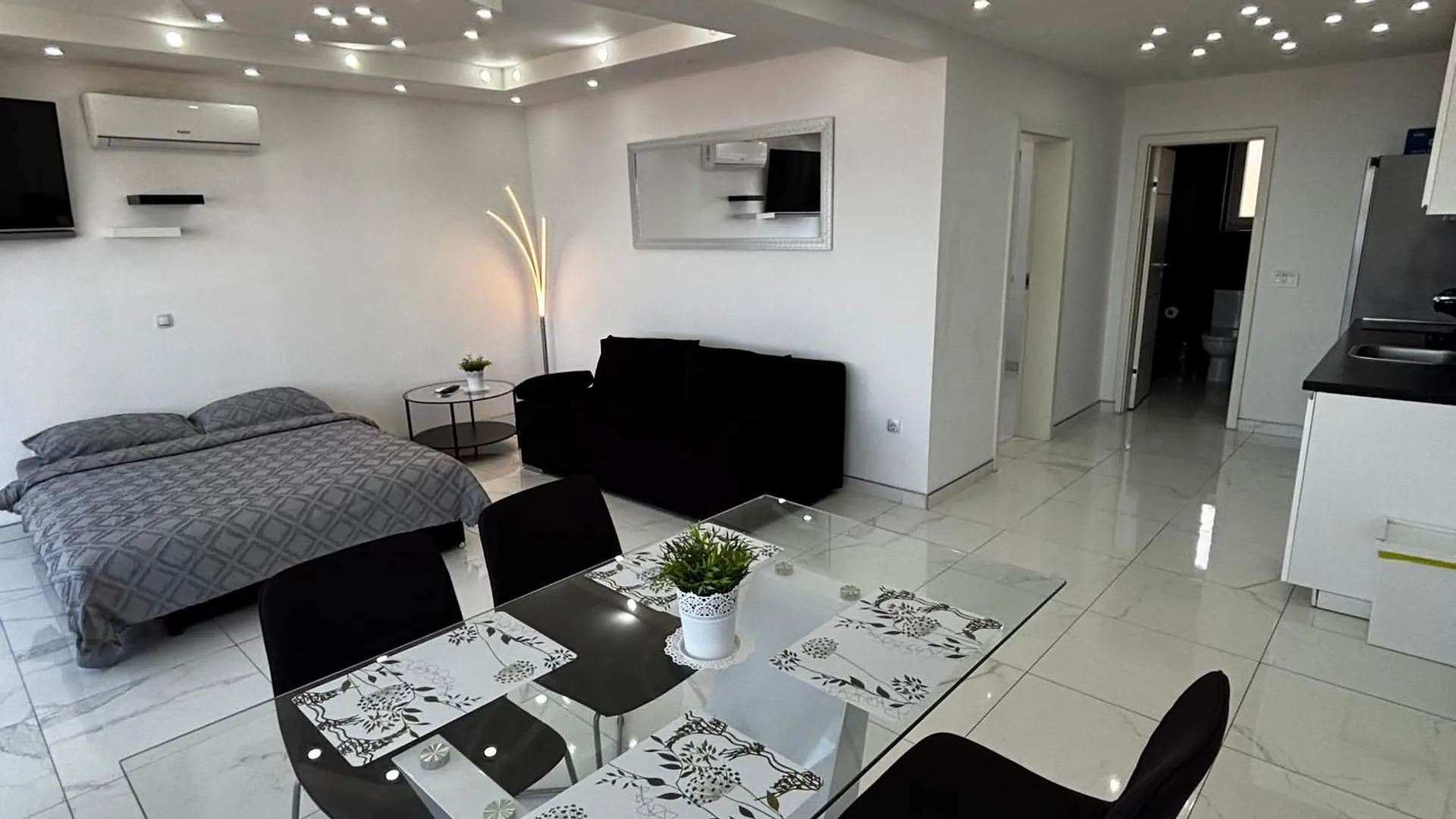 Apartments Blazevic, Heated Pool&Jacuzzi Dramalj