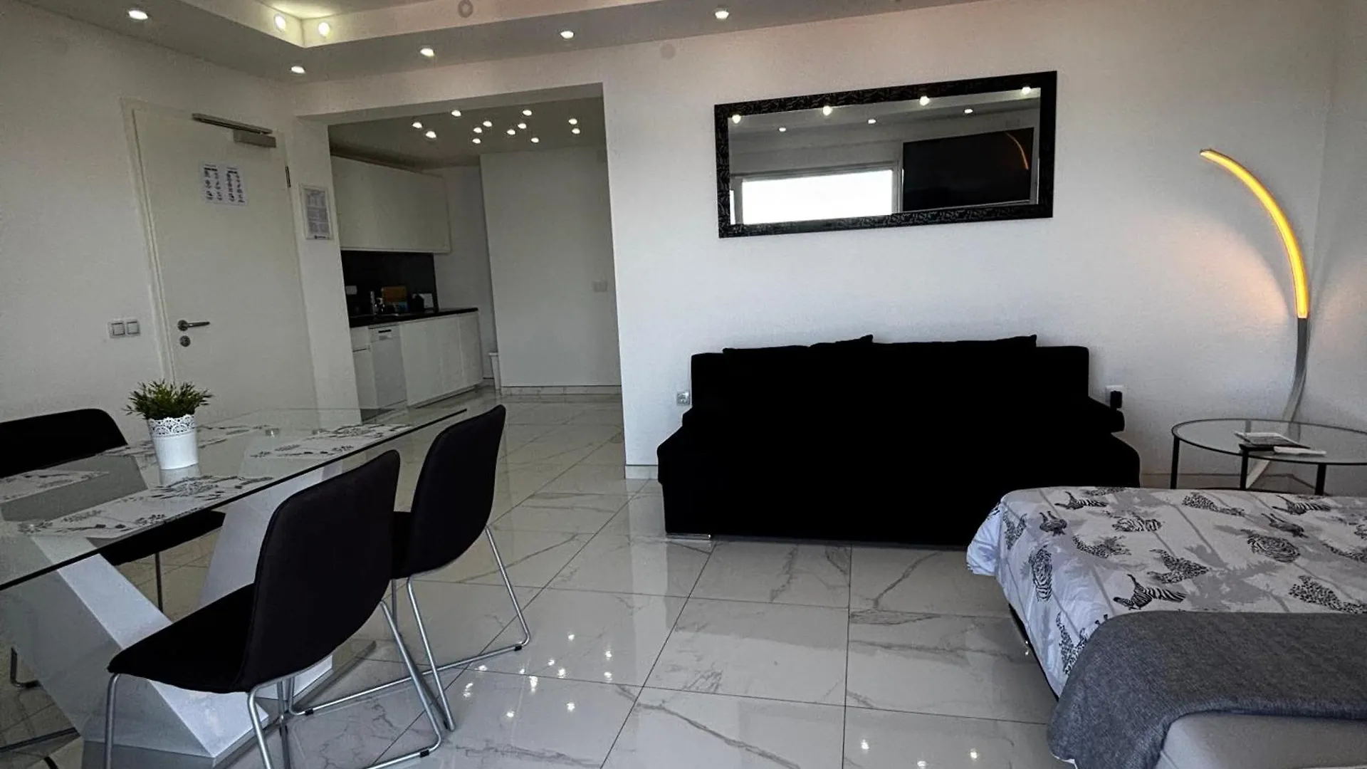 Apartments Blazevic, Heated Pool&Jacuzzi Dramalj