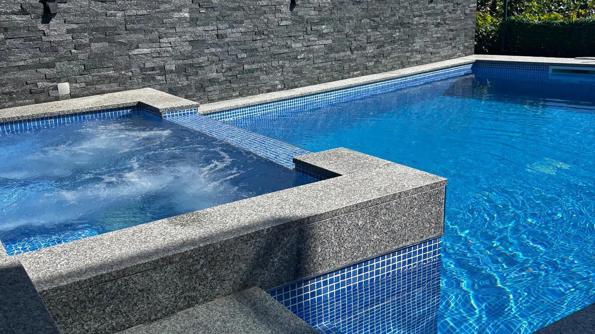 Apartments Blazevic, Heated Pool&Jacuzzi Dramalj