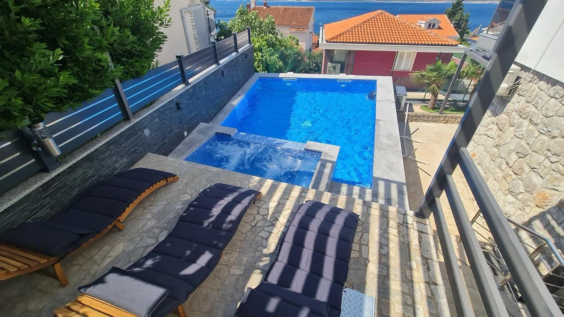 Apartments Blazevic, Heated Pool&Jacuzzi Dramalj
