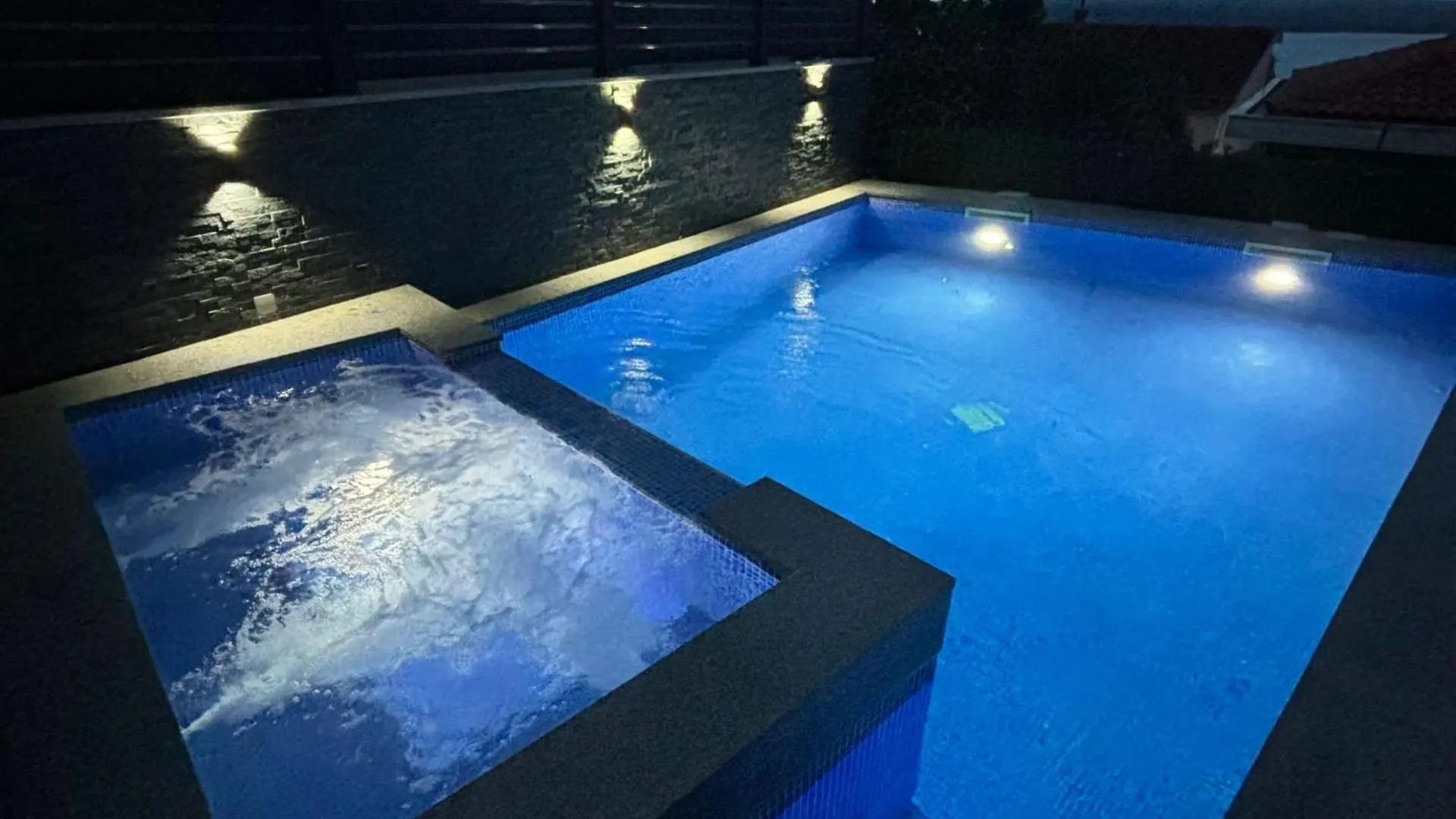 Apartments Blazevic, Heated Pool&Jacuzzi Dramalj